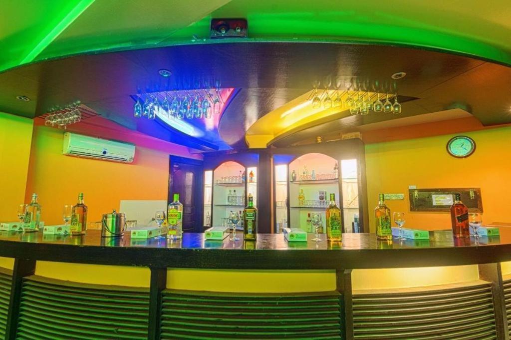 Hotel Sea Crown ค็อกเซสบาซาร์ ภายนอก รูปภาพ